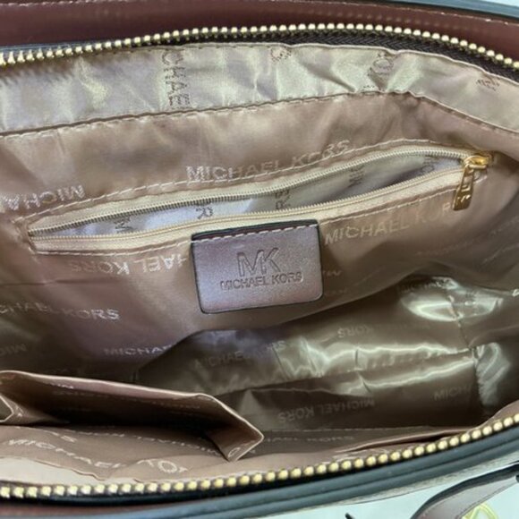 *NEW* Michael Kors Charlotte 3 in 1 Shoulder Tote w/ Wallet & Change Purse - Picture 4 of 7